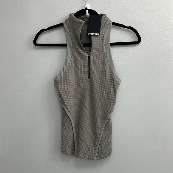 Hyein Seo Half Zip Racerback Top - Picture 5 of 13